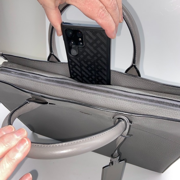 Tumi Grey Leather Briefcase. In excellent condition. - Picture 13 of 14